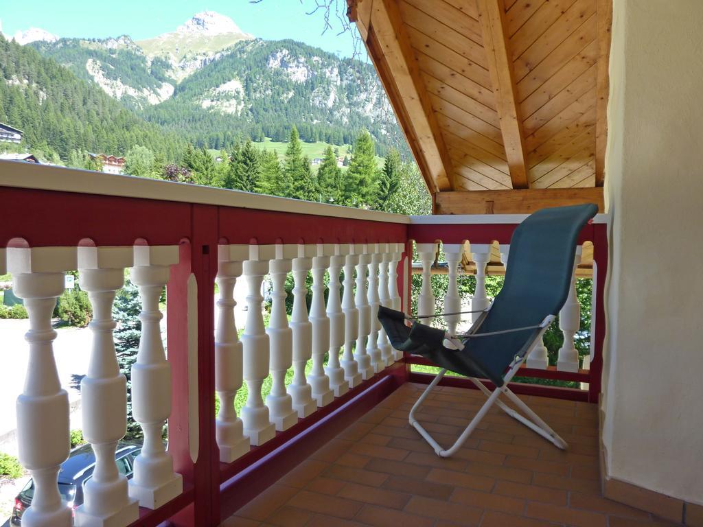 Appartamenti Majon Sotroi Campitello di Fassa Zimmer foto