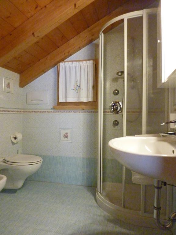 Appartamenti Majon Sotroi Campitello di Fassa Zimmer foto
