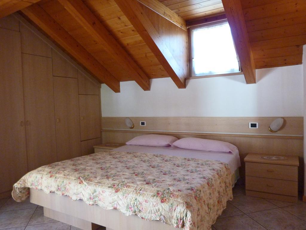 Appartamenti Majon Sotroi Campitello di Fassa Zimmer foto