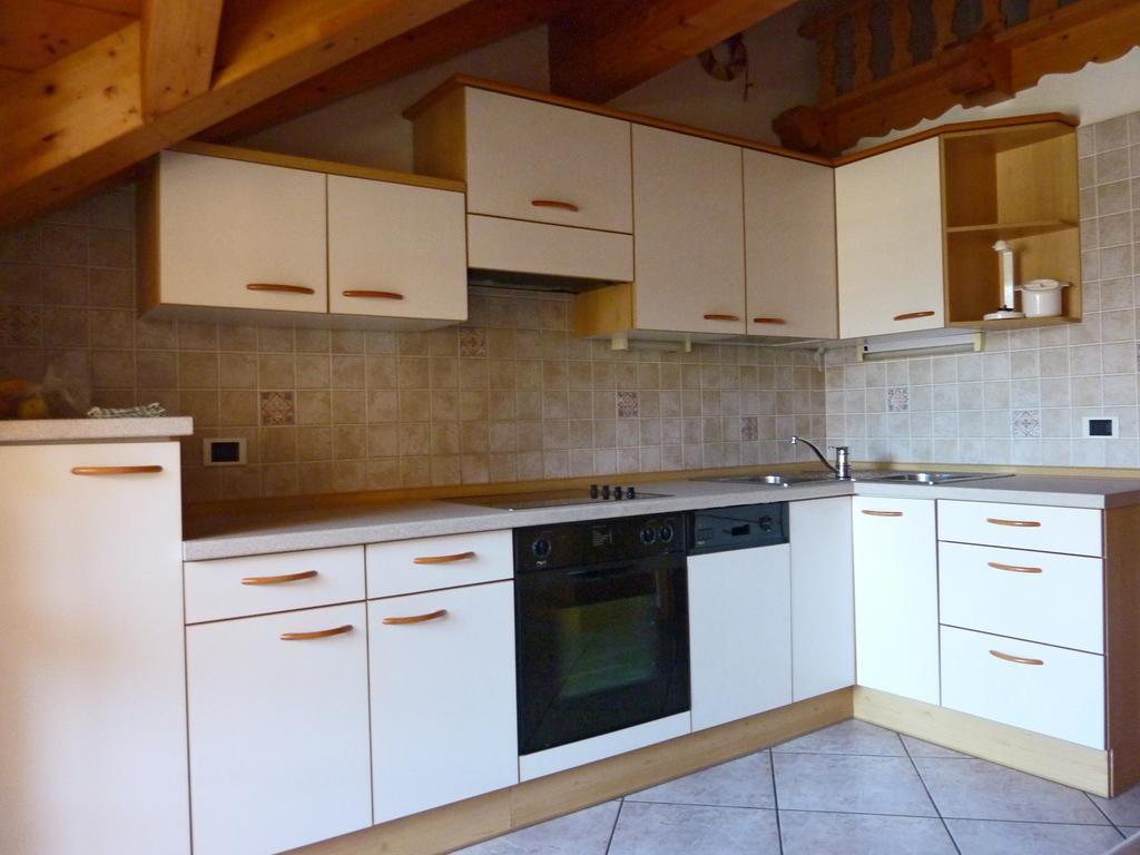 Appartamenti Majon Sotroi Campitello di Fassa Zimmer foto